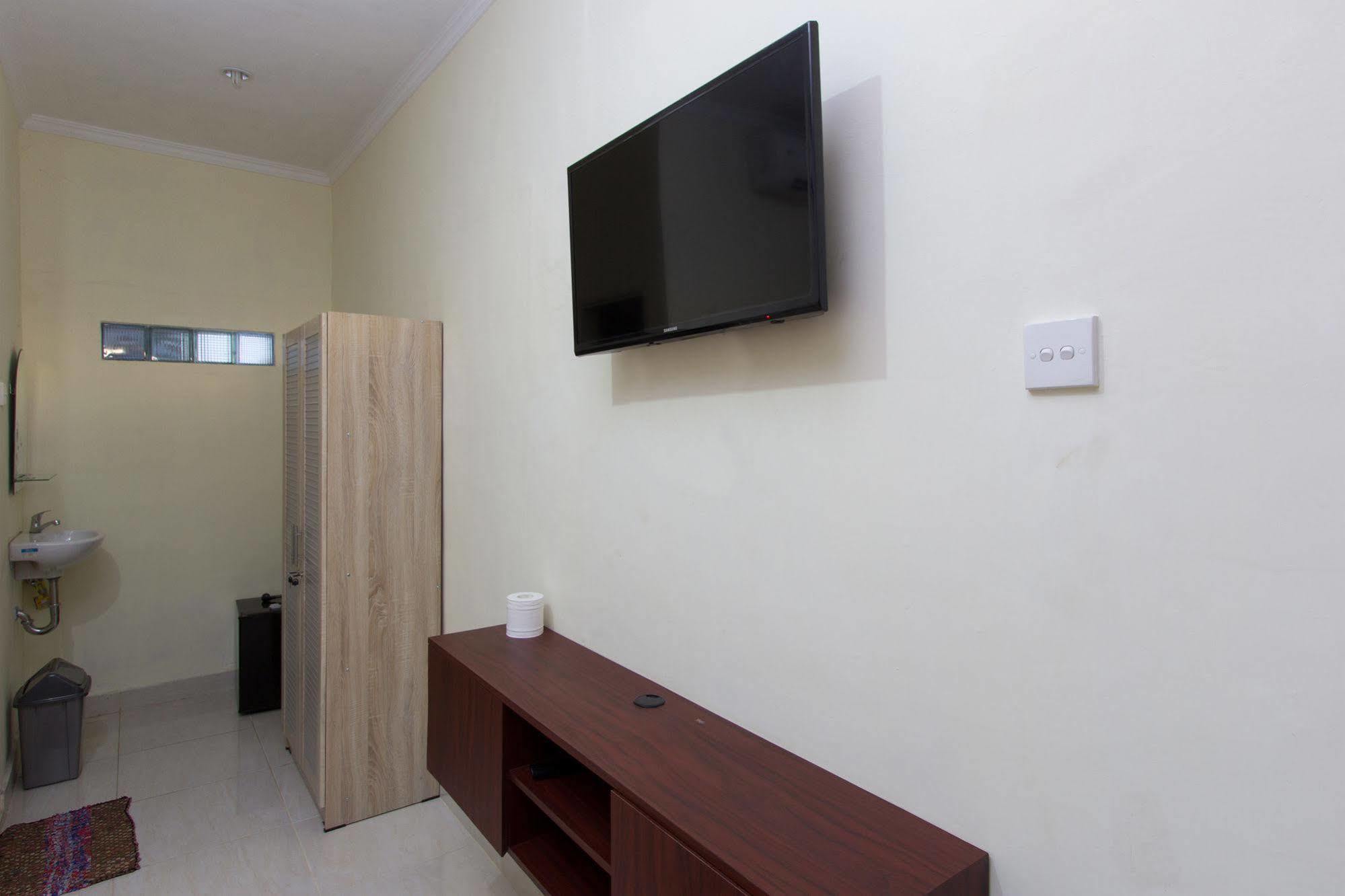 Reddoorz @ Sehati Raya Kuta Legian Zewnętrze zdjęcie